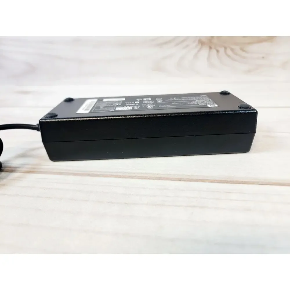 Genuine HP Compaq 120W AC Power Adapter PPP017L PPP017h 316688-001 317188-001